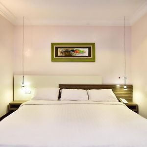 Pearl Gate Hotel